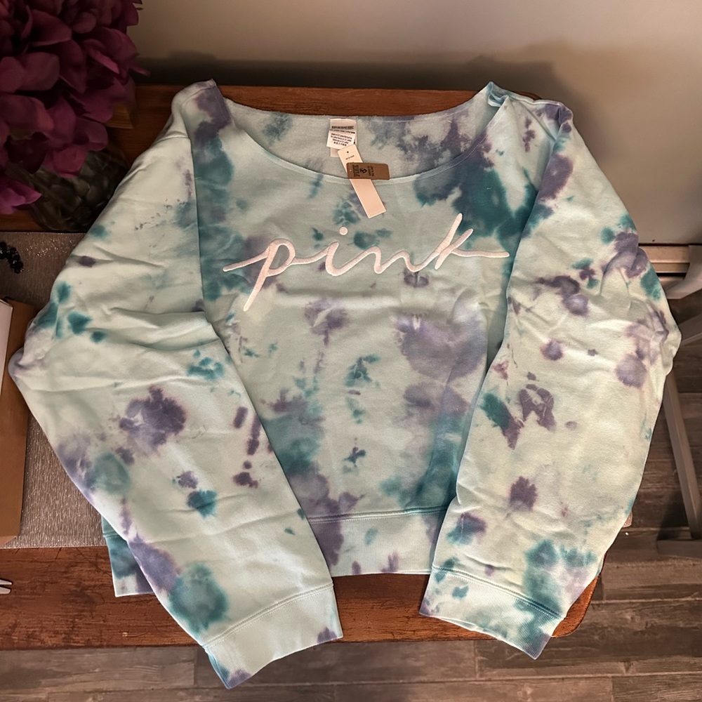 Victoria’s Secret PINK Fleece Cropped Sweatshirt